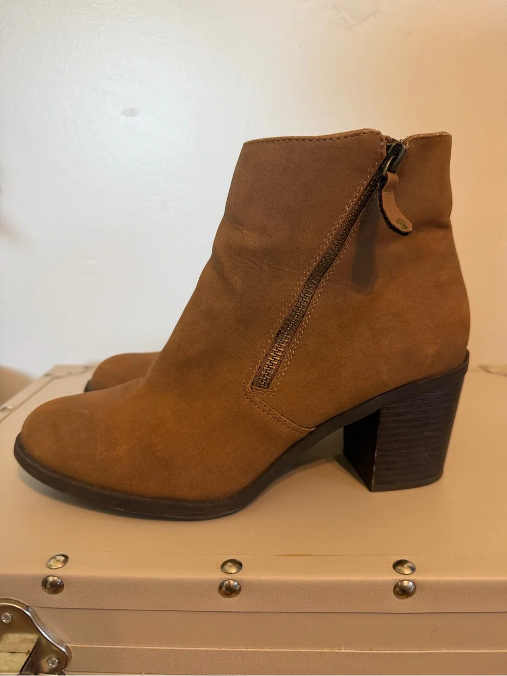American Rag Ardiem Ankle Booties - Women’s Size 8 - Tan